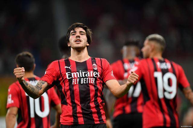 希罗34分热火力克骑士 黄蜂险胜步行者止8连败