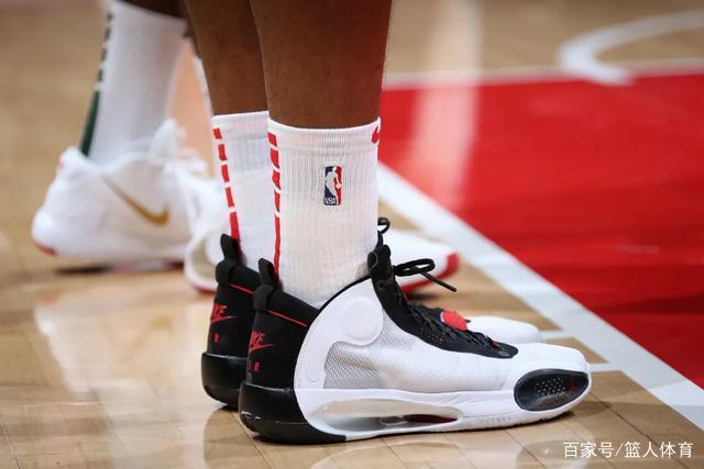 罗马诺：皇马准备与21岁中卫阿森西奥加薪续约